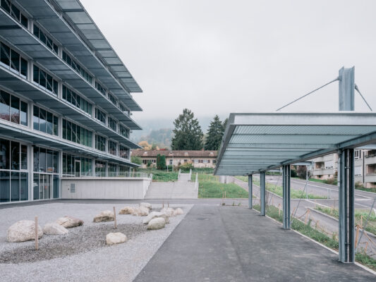 WR Schulanlage Borrweg 15